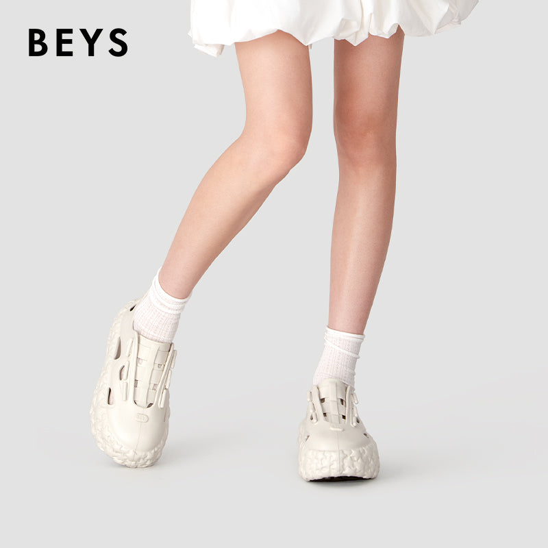 BEYS Men’s & Women’s EVA Platform Clogs – Waterproof Outdoor Fashion Sneakers with Star Embossed Thick Sole, Breathable Slip-On Walking Shoes